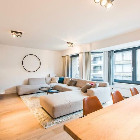 Ruim En Modern Appartement Te Knokke Nabij De Dijk Zewnętrze zdjęcie